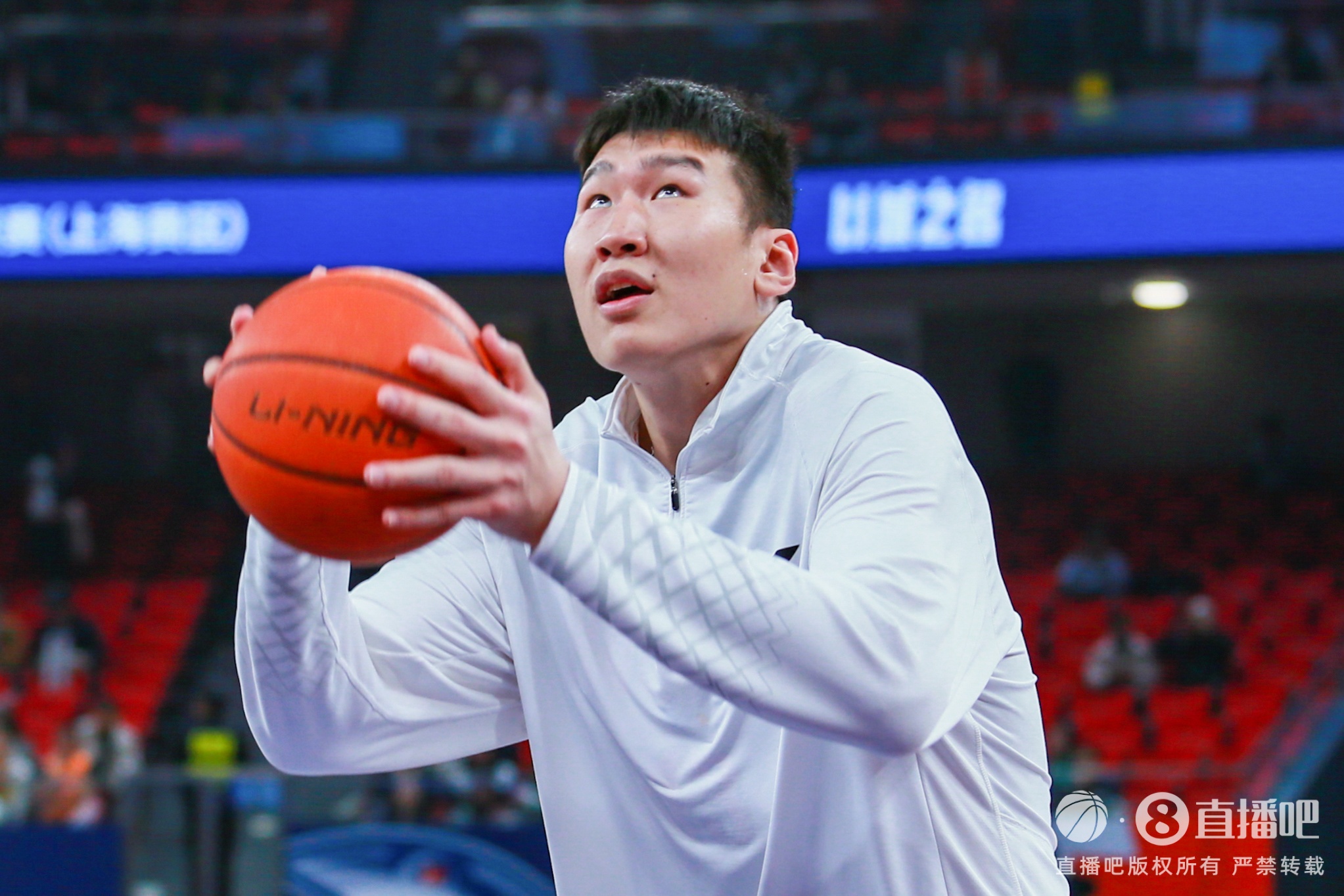 李炎哲:感谢郭导、教练组的信任 中国男篮加油!第三阶段冲!