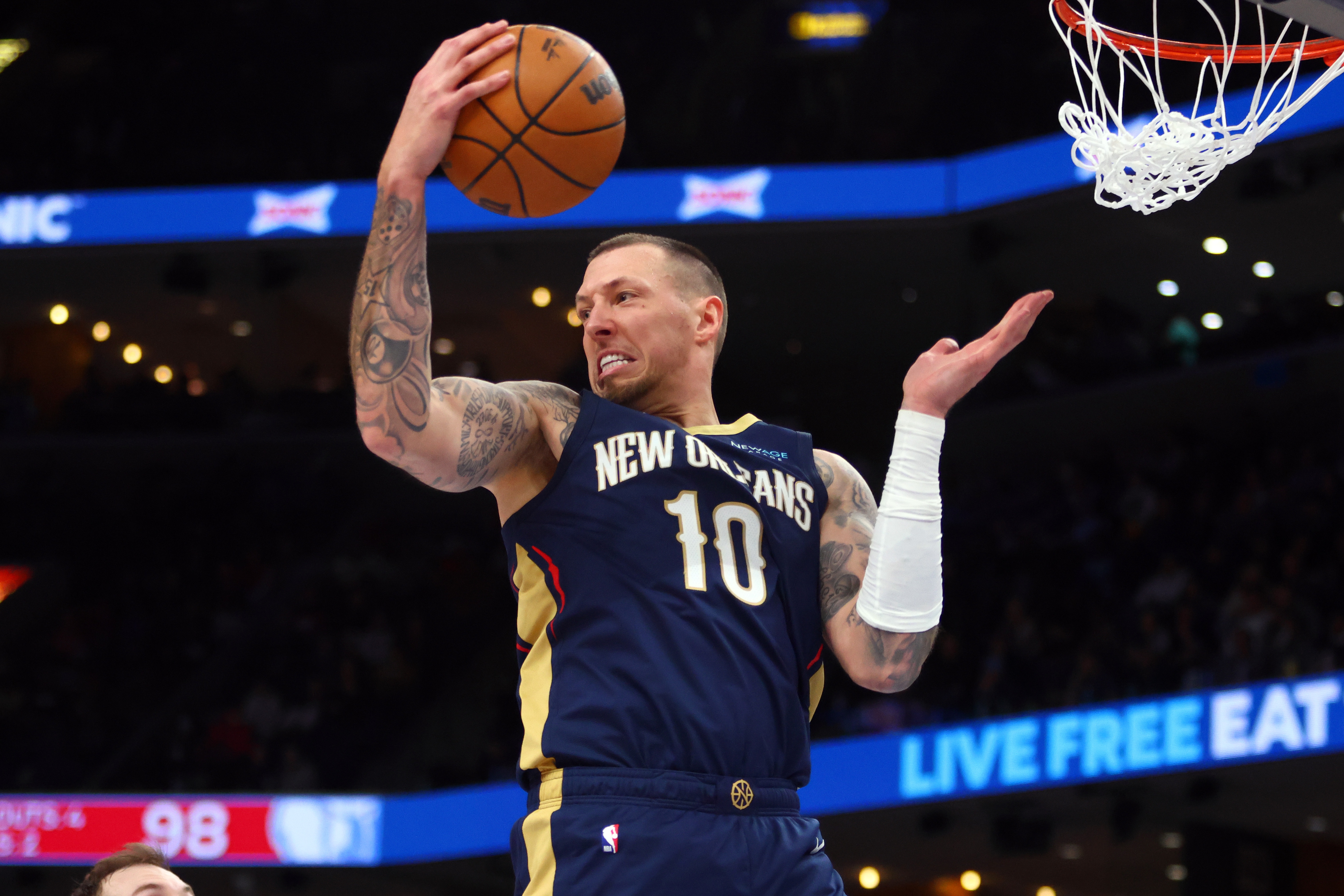 结束8年NBA生涯?欧媒:被雷霆裁掉的泰斯将回欧洲 签约摩纳哥