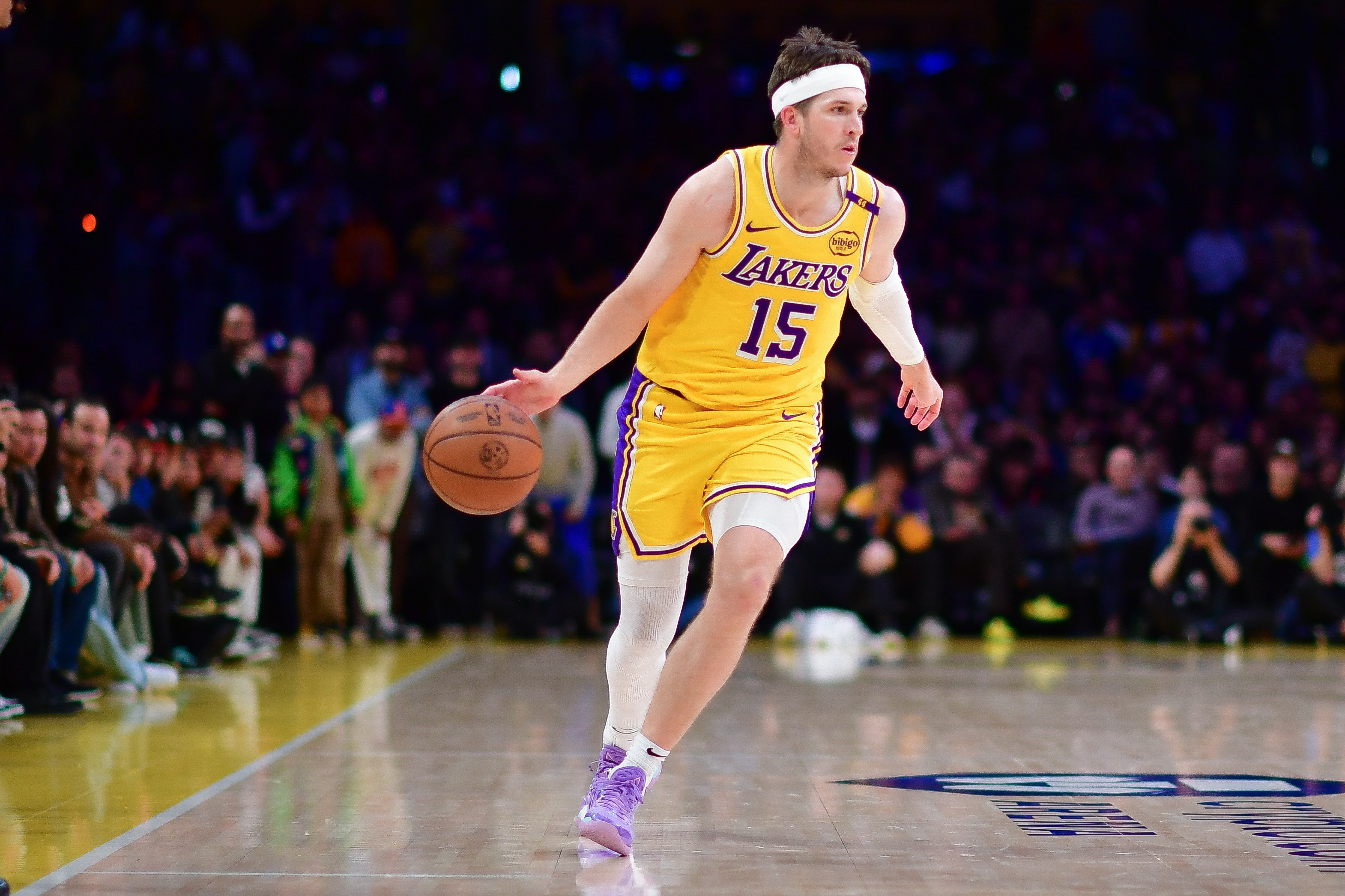 布登:里夫斯是NBA中较为被低估的球员之一 既有技术打球又有力量